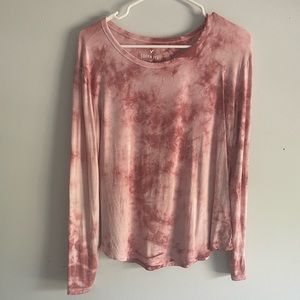 American Eagle long sleeve tshirt
